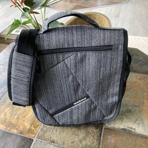SWISS GEAR Computer Laptop Tablet Carrying Briefcase , with Fold-Over Flap, Gray
